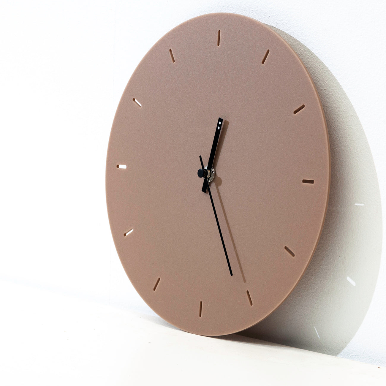 Minimal clock - Terracotta with Lines
